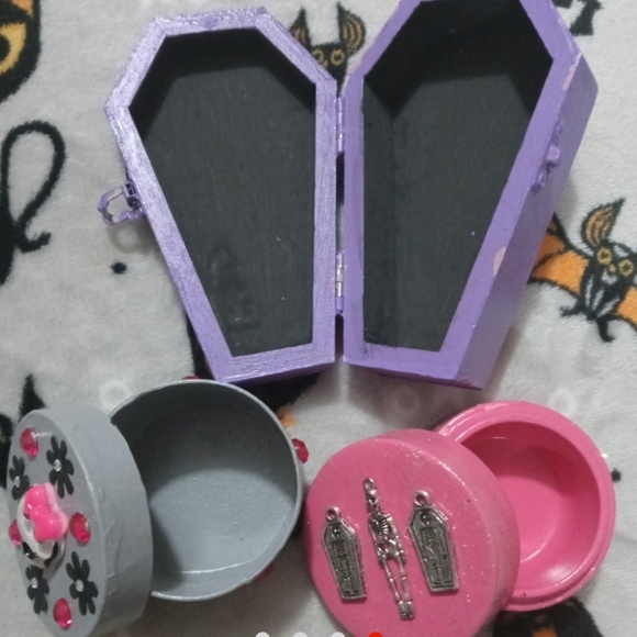 Pastel Goth Witchy Skull Halloween Bundle - Picture 4 of 4